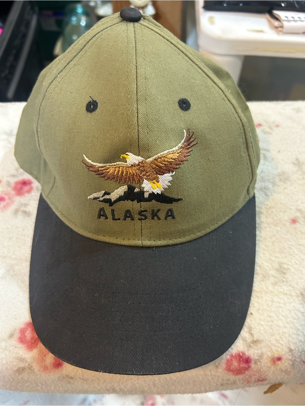 Alaska Eagle Embroidered Two-Tone Baseball Cap - Olive & Black
